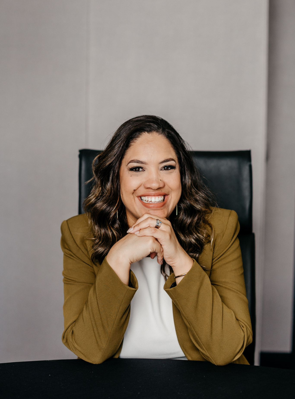 Post-para-Instagram-Dica-de-Vendas-Elegante-Criativo-Moderno-Preto-e-Cinza-_1000-x-1350-px_-_1_