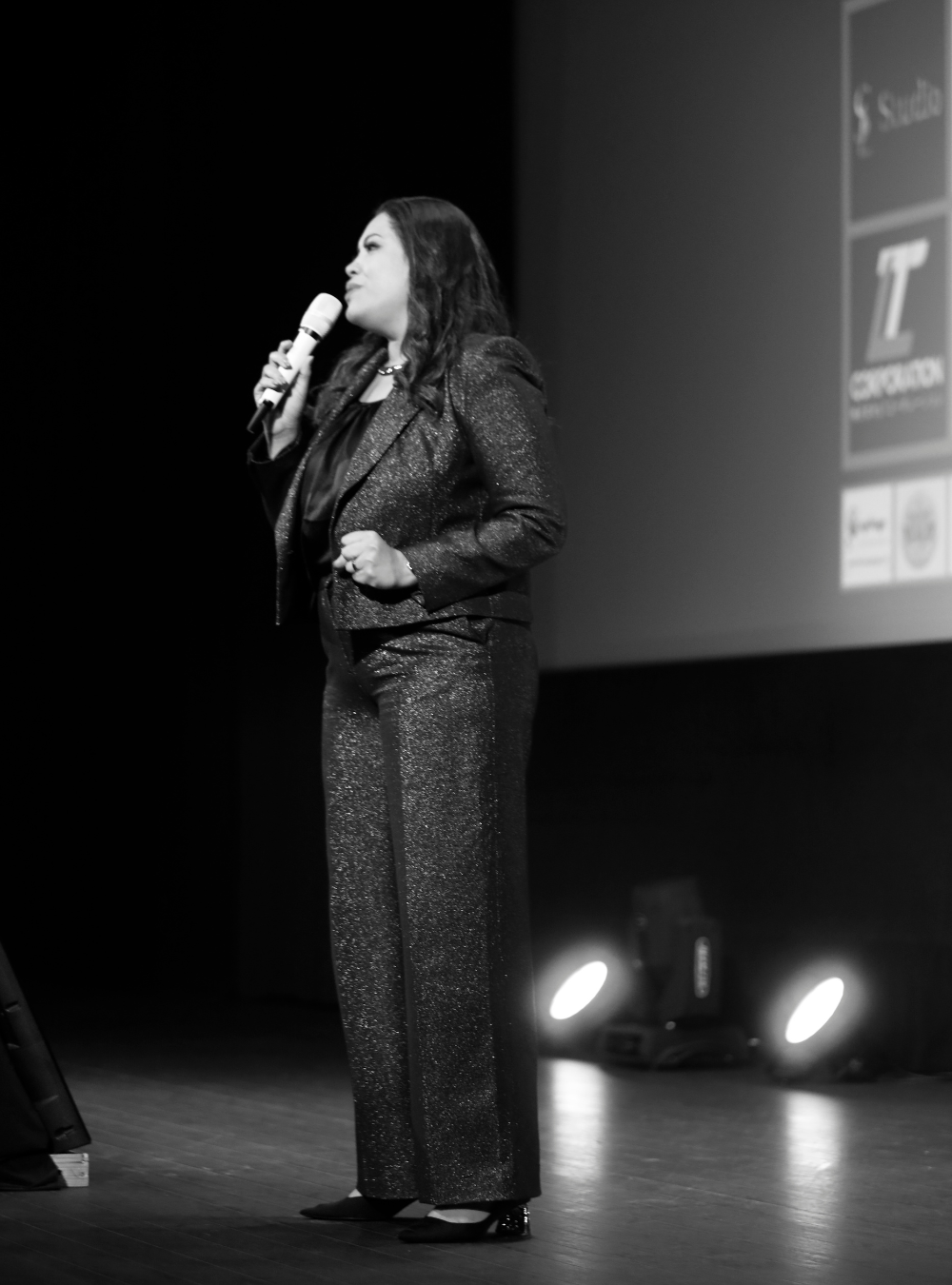 Post-para-Instagram-Dica-de-Vendas-Elegante-Criativo-Moderno-Preto-e-Cinza-_1000-x-1350-px_-_5_